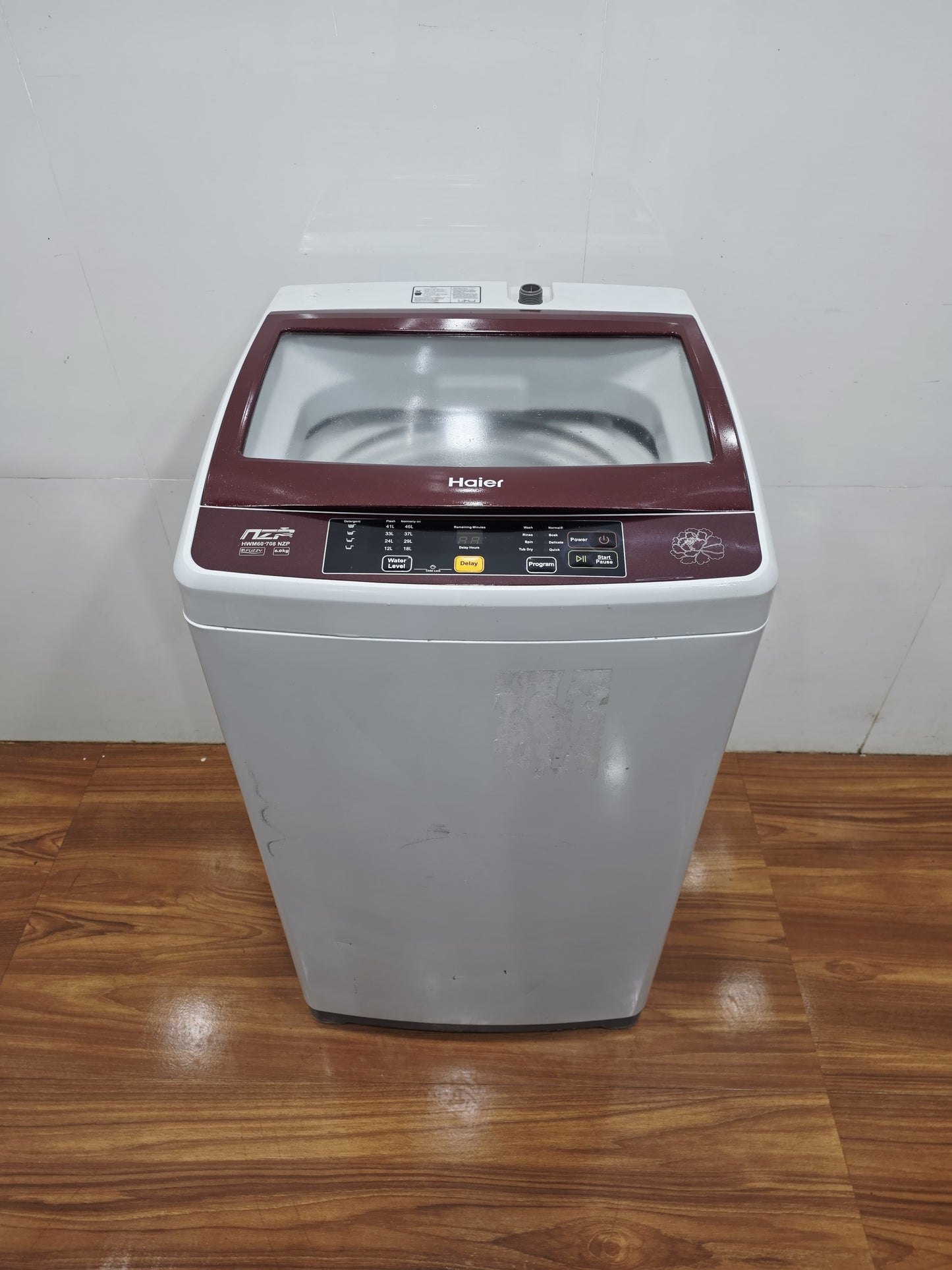 Haier 6kg Top Load Fully Automatic Washing Machine (Pre-Owned)