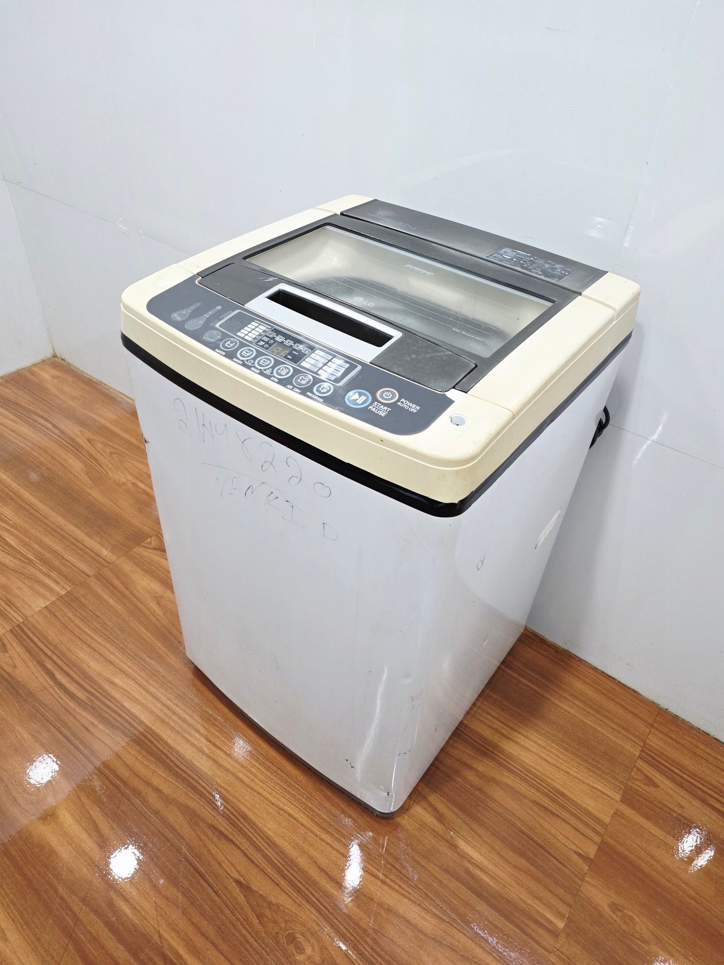LG 6.2kg Top Load Fully Automatic Washing Machine (Pre-Owned)