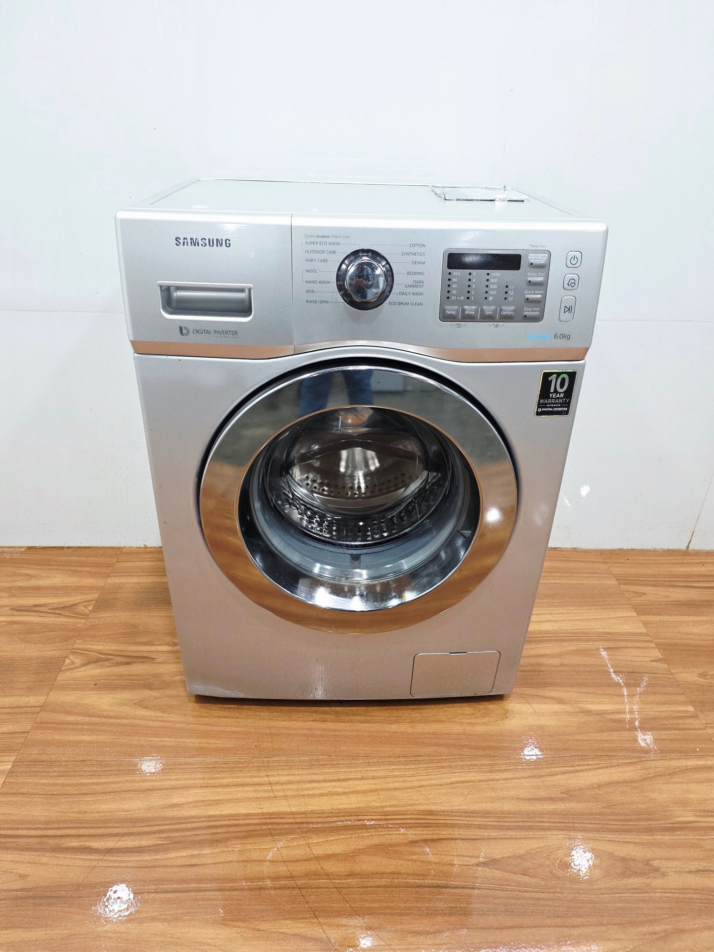 Samsung 6 Kg Fully Automatic Front Load Washing Machine – Silver (Refurbished)