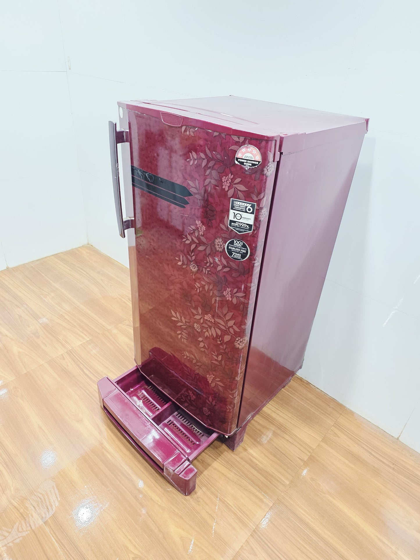 Godrej 190 Single Door Refrigerator (Refurbished)
Floral Design Finish