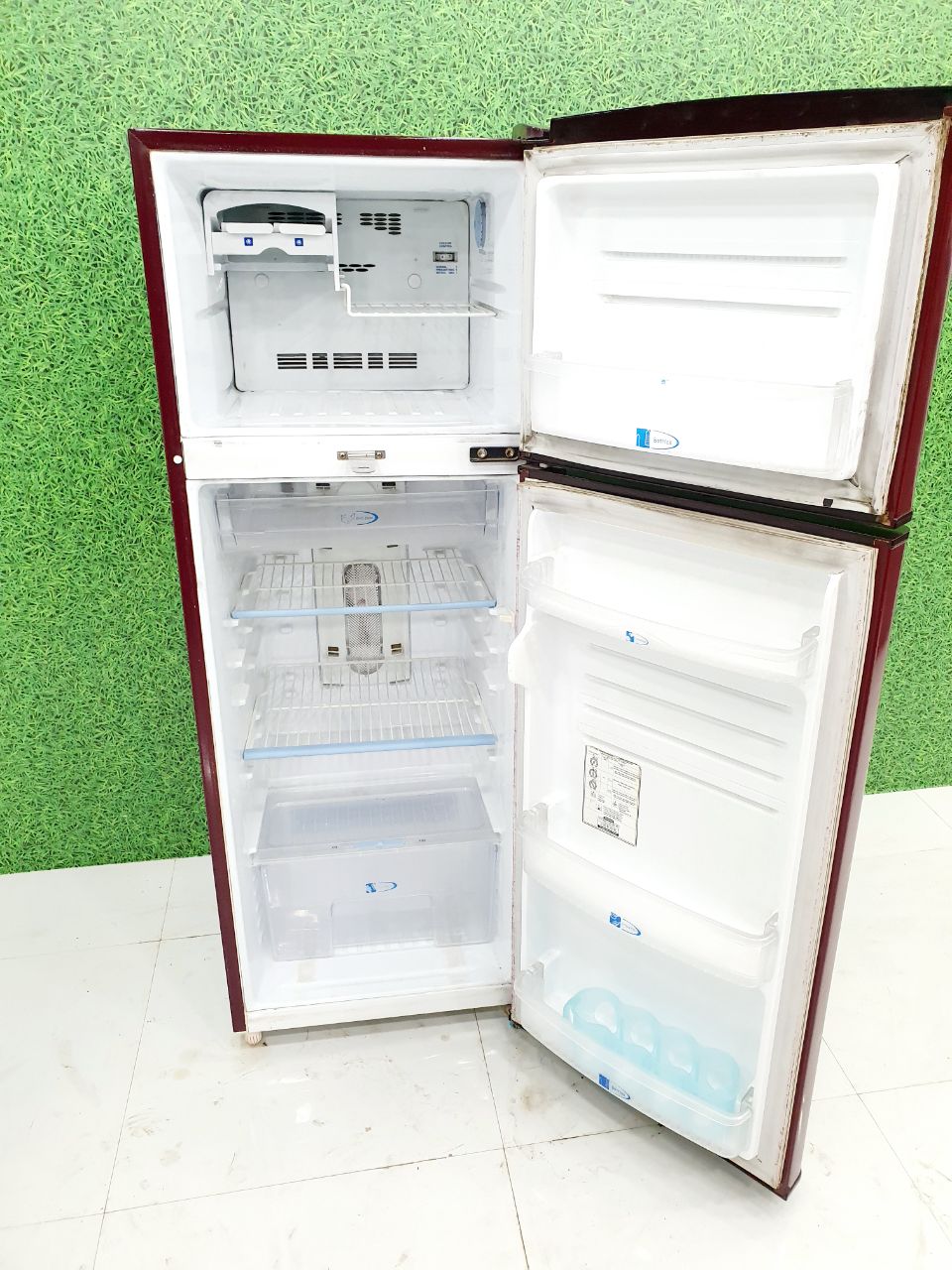 Videocon 240 L Double Door Refrigerator – Maroon Finish (Refurbished)